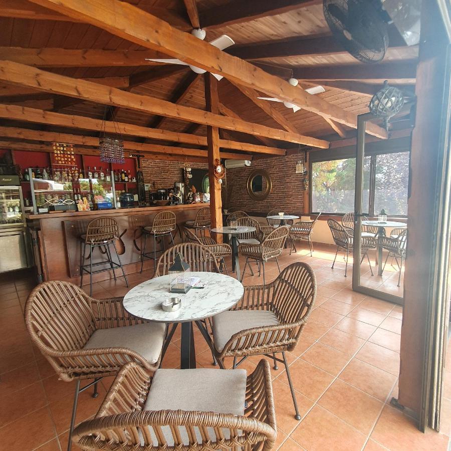 Agrili Apartments & Rooms Элия Экстерьер фото