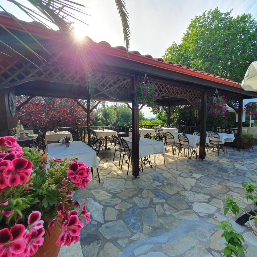 Agrili Apartments & Rooms Элия Экстерьер фото