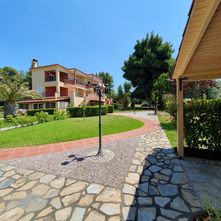 Agrili Apartments & Rooms Элия Экстерьер фото