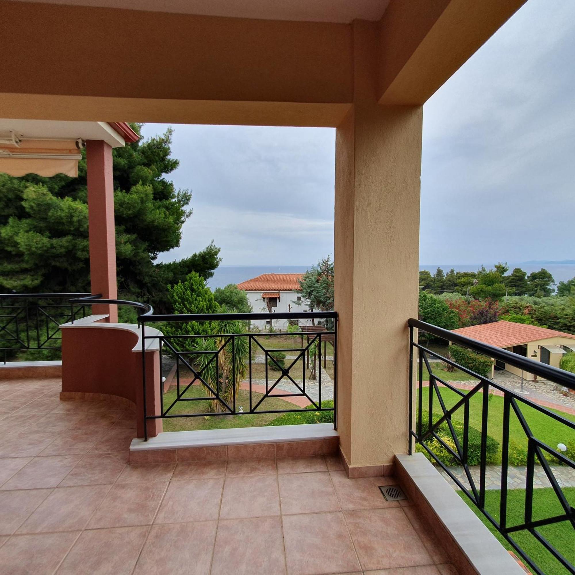 Agrili Apartments & Rooms Элия Экстерьер фото